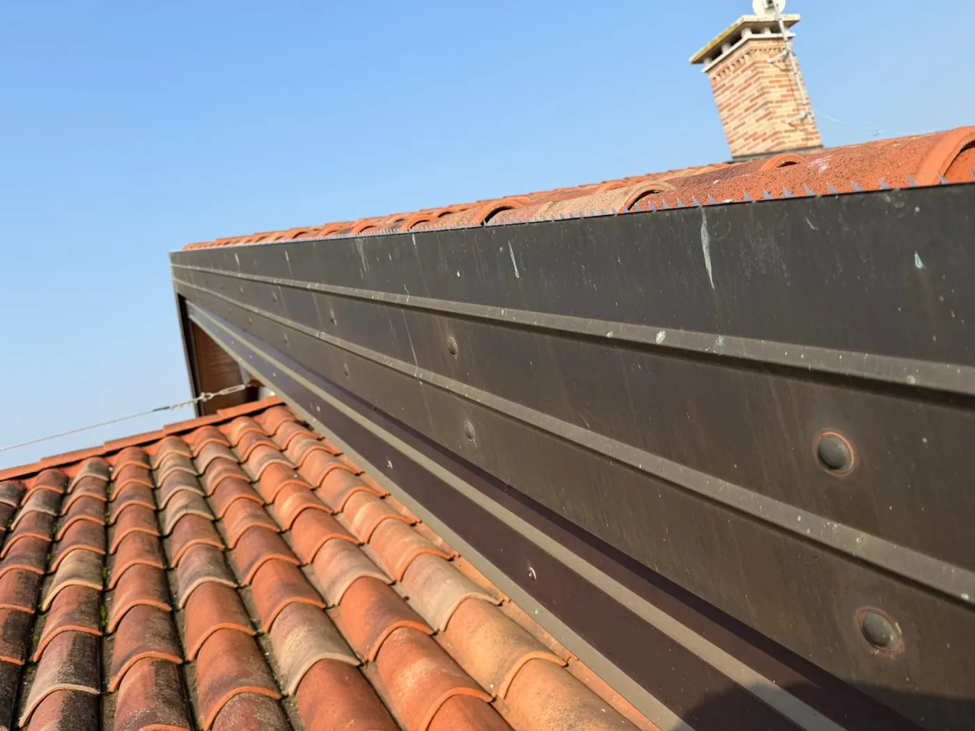 Application on a roof edge
